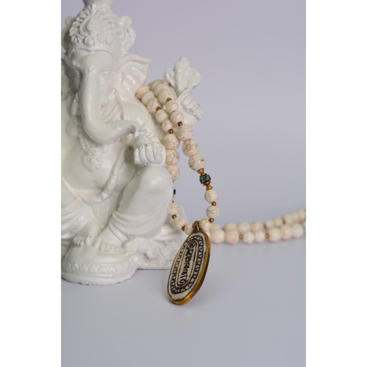 Collier ethnique- tête de lion - Œil de tigre bleue et jaune