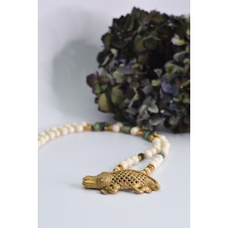 Collier ethnique- tête de lion - Œil de tigre bleue et jaune