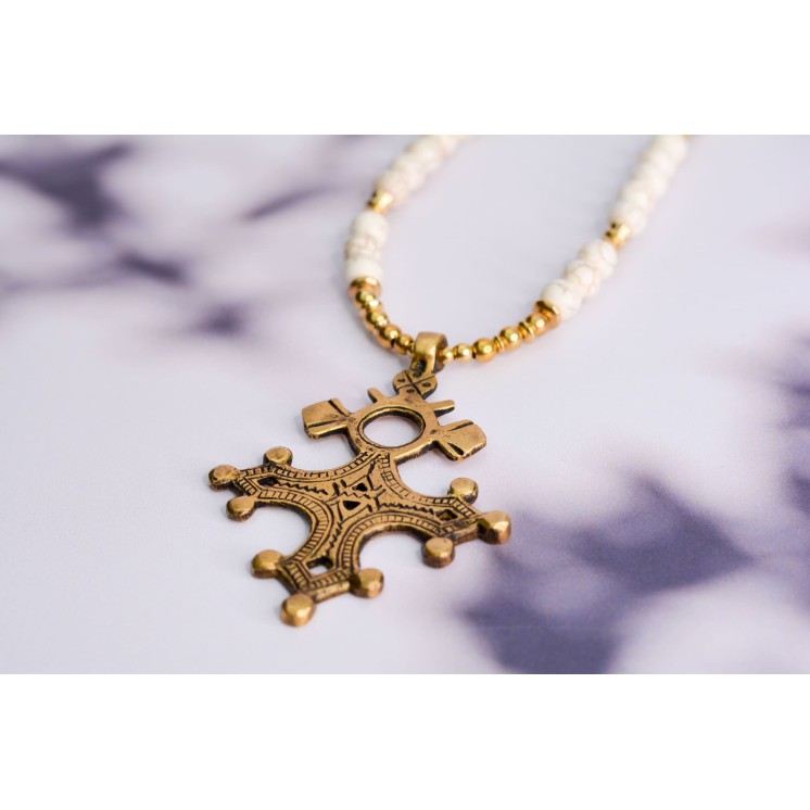 Collier ethnique- Croix éthiopienne - Grenat