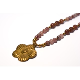 Collier ethnique - fleur 2 - Quartz Strawberry