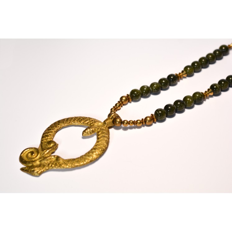 Collier ethnique- Géko- Jade kaki