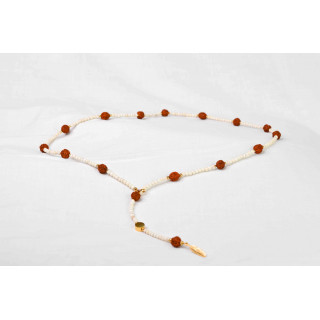 Collier LYA - Pendentif Plume en Howlite et Graines de Bali
