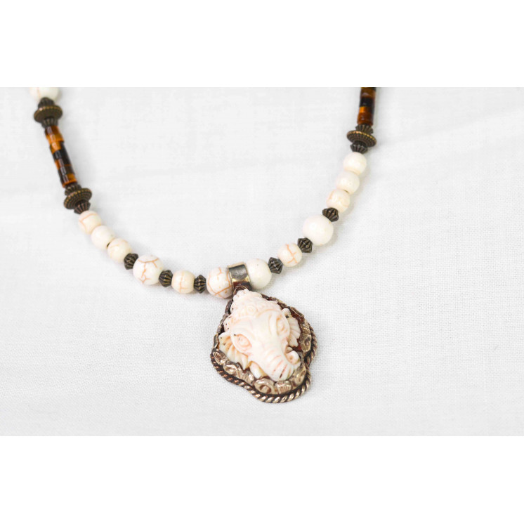 Collier Ethnique - Petit Modèle Ganesh - Howlite et Œil de Tigre