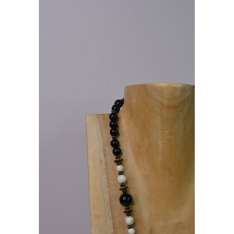 Collier Ethnique - Petit Modèle Ganesh - Onyx noire et Howlite